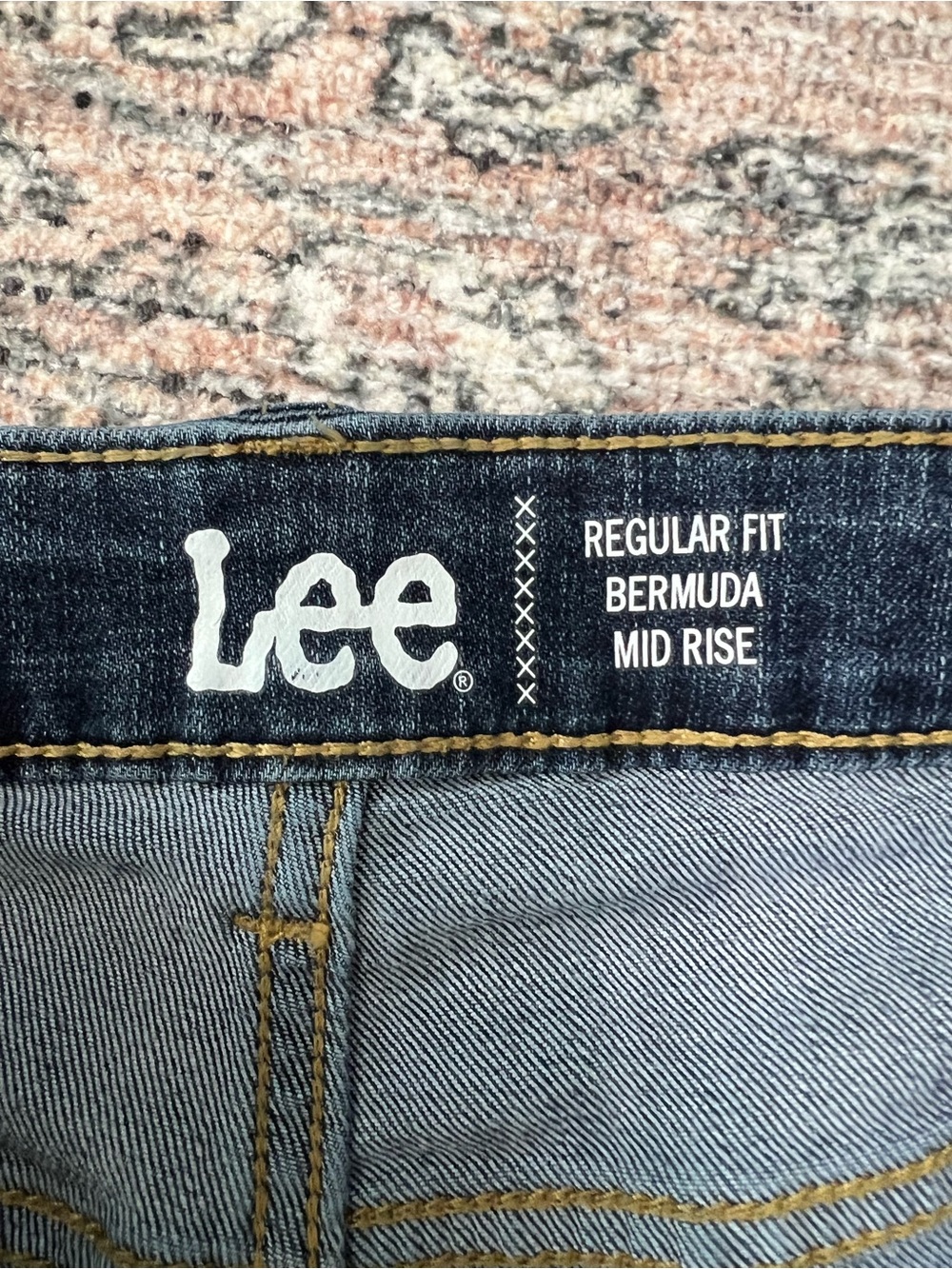 Lee Mid Rise Bermuda Jean Shorts Regular Fit Women's Size 14 Stretch - Picture 10 of 12
